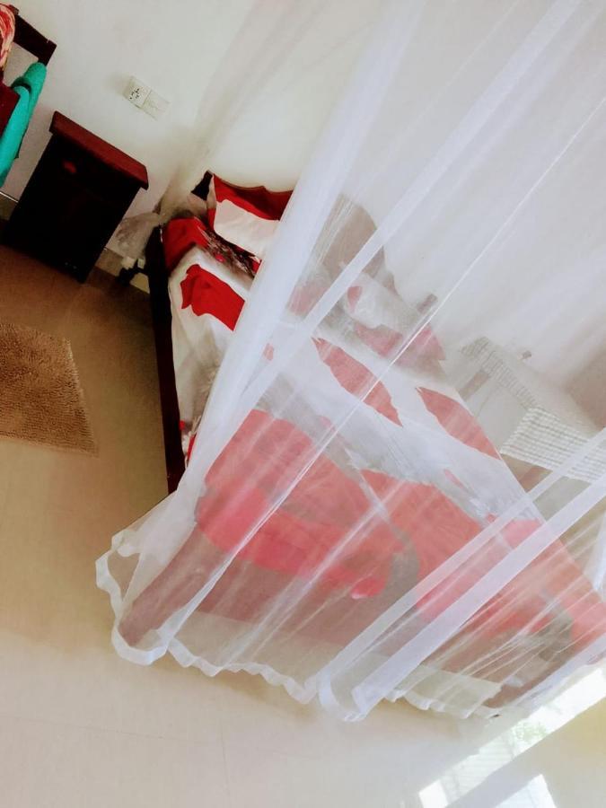 New Red Rose Ella Apartment Ngoại thất bức ảnh