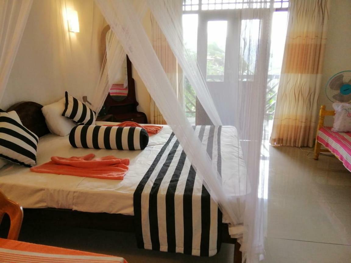 New Red Rose Ella Apartment Ngoại thất bức ảnh