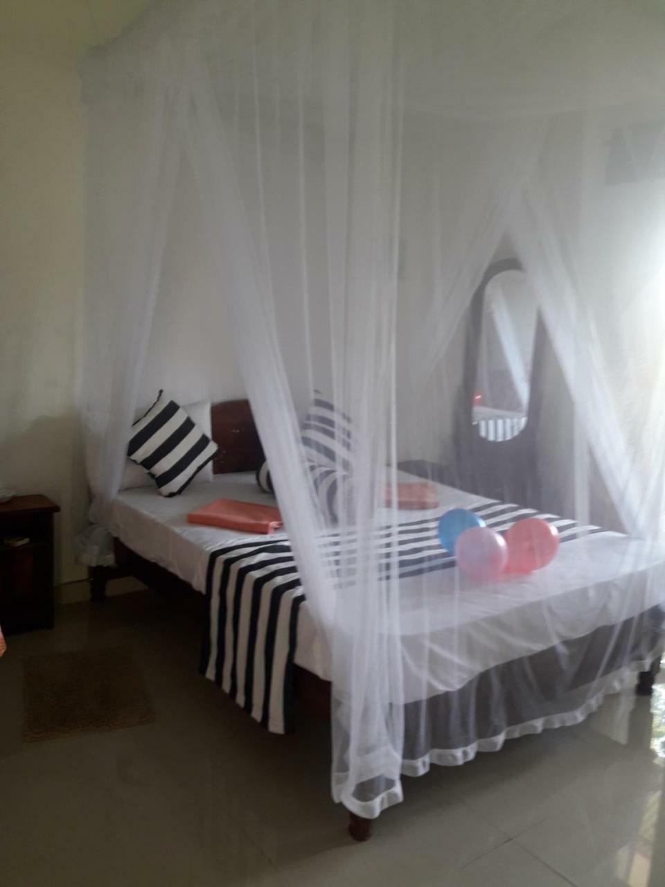 New Red Rose Ella Apartment Ngoại thất bức ảnh